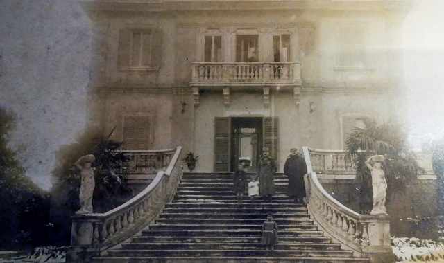 Bari, foto d'epoca e racconti nostalgici: alla scoperta delle origini di Villa Sbis 